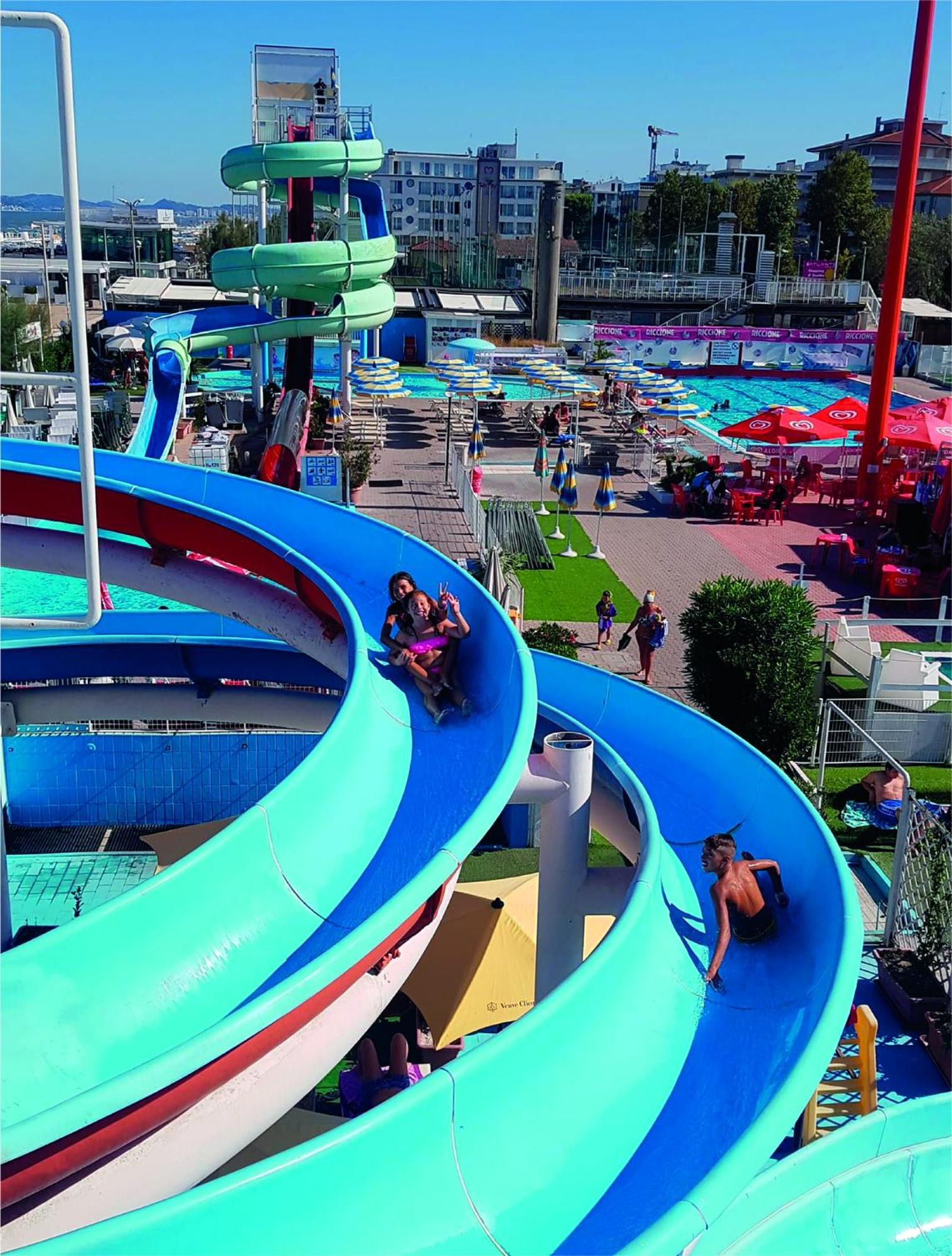 Hotel Giorg - Waterpark Included ริมินี ภายนอก รูปภาพ