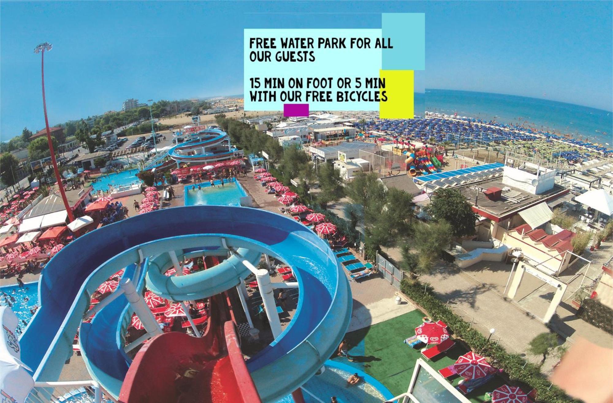 Hotel Giorg - Waterpark Included ริมินี ภายนอก รูปภาพ
