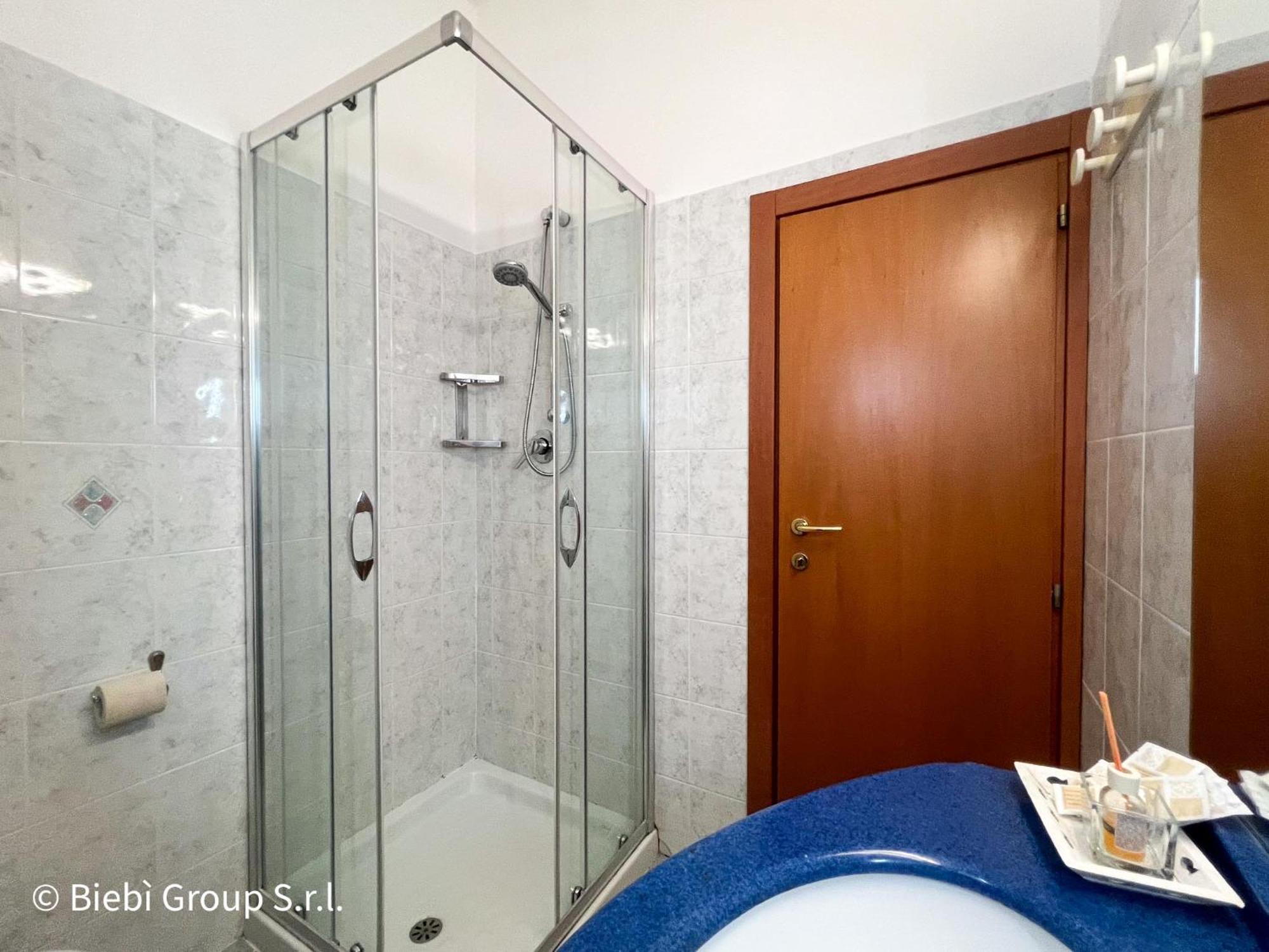 Hotel Giorg - Waterpark Included ริมินี ภายนอก รูปภาพ